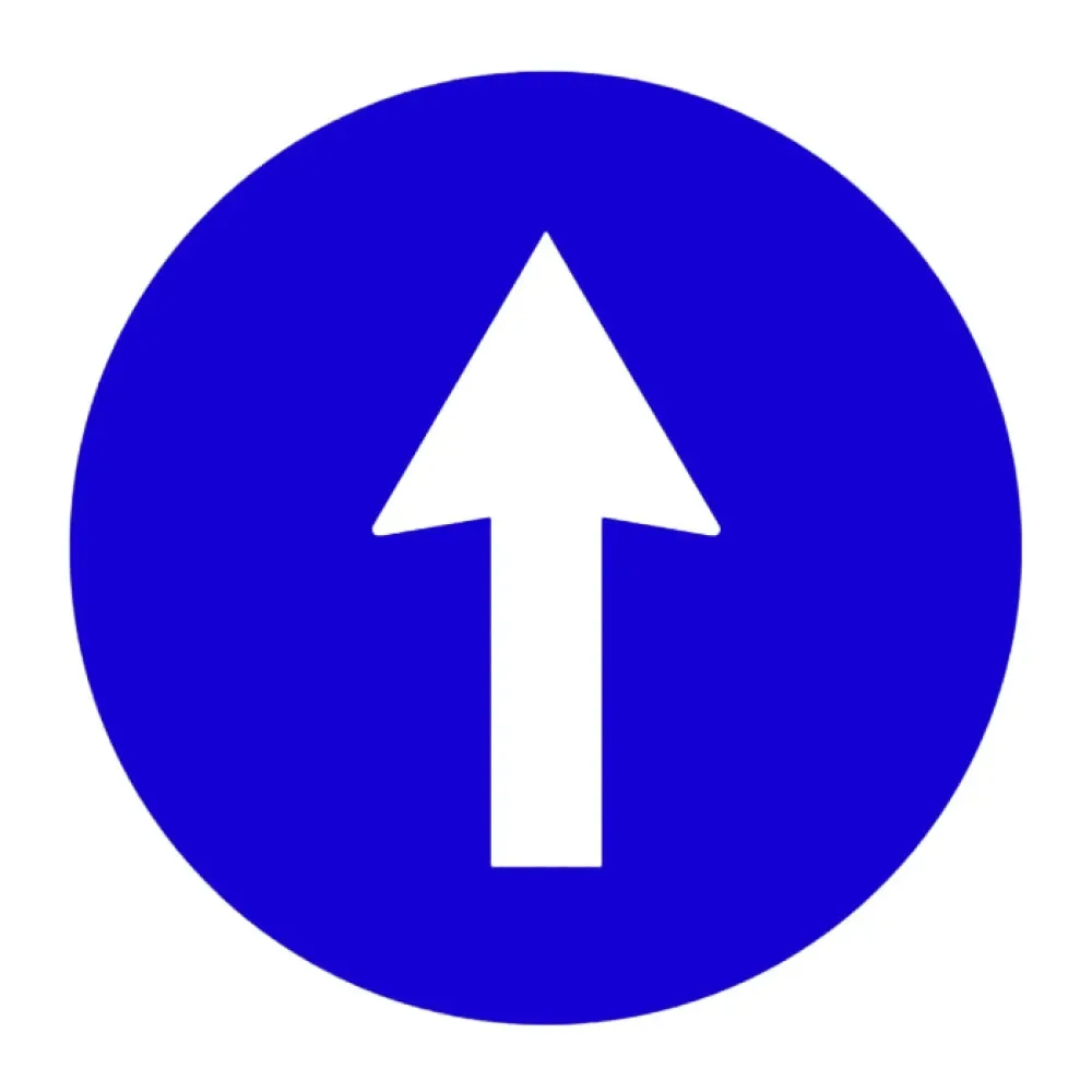 İleri Mecburi Yön Levhası İleri Mecburi Yön Trafik İşareti TT-35c - Görsel 1